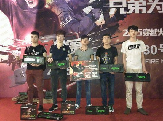 ThunderTalk Gaming 发布了阵容的第一阶段： HOYA ， Beichuan ， SeTab ， 1xn ， Feather